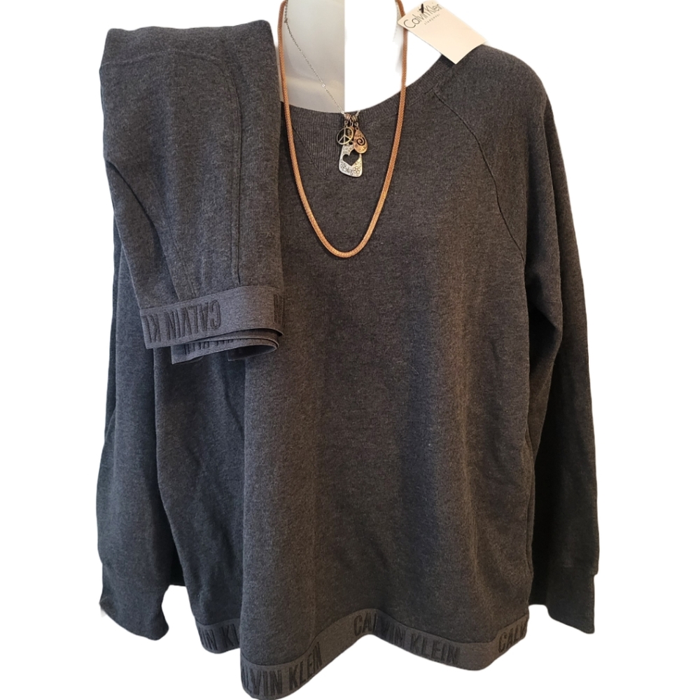 NWT Calvin Klein Charcoal CrewNeck XL Jogger Set~ MSRP $108.